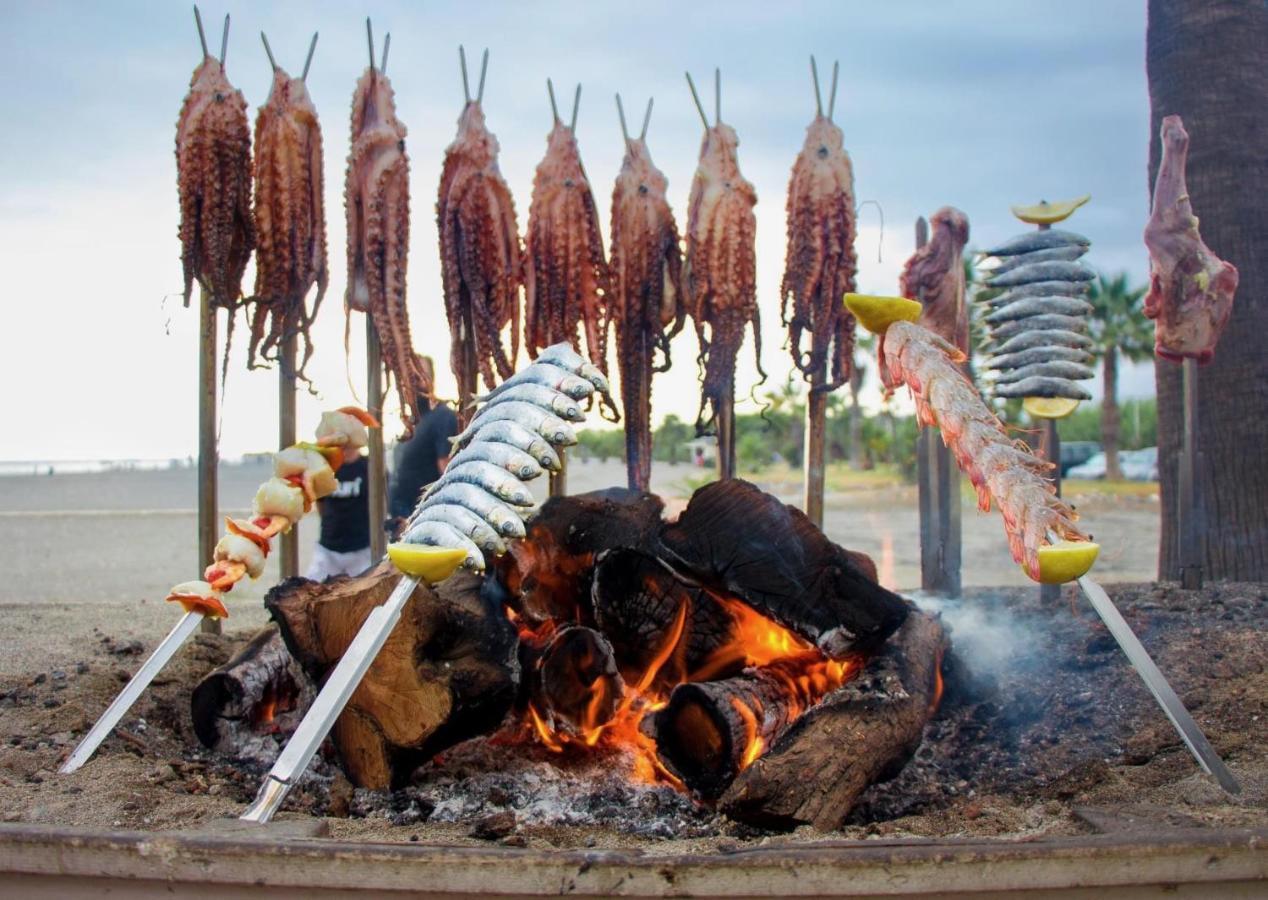 Pushe Playa Velilla Beach&Tradition Almunecar Ngoại thất bức ảnh